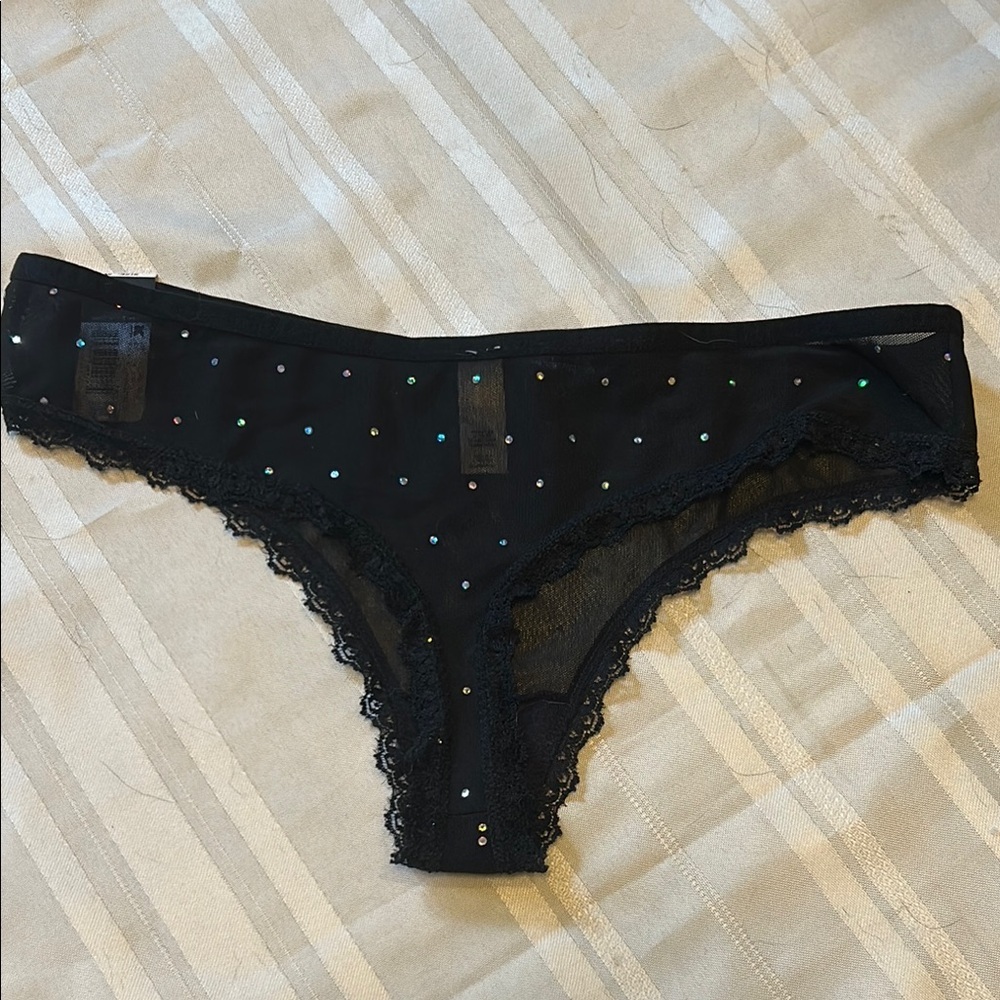 Black and Pink Lace Panties Trio - Picture 13 of 14
